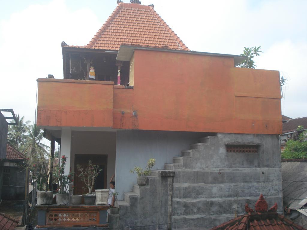 Ogek Home Stay Убуд Номер фото